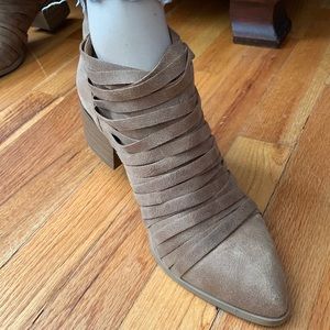 Fergalicious Ankle Boots, Suede, Block Heel